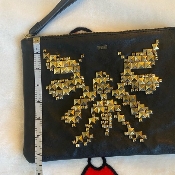 OBEY Propaganda leather studded clutch - Picture 6 of 6